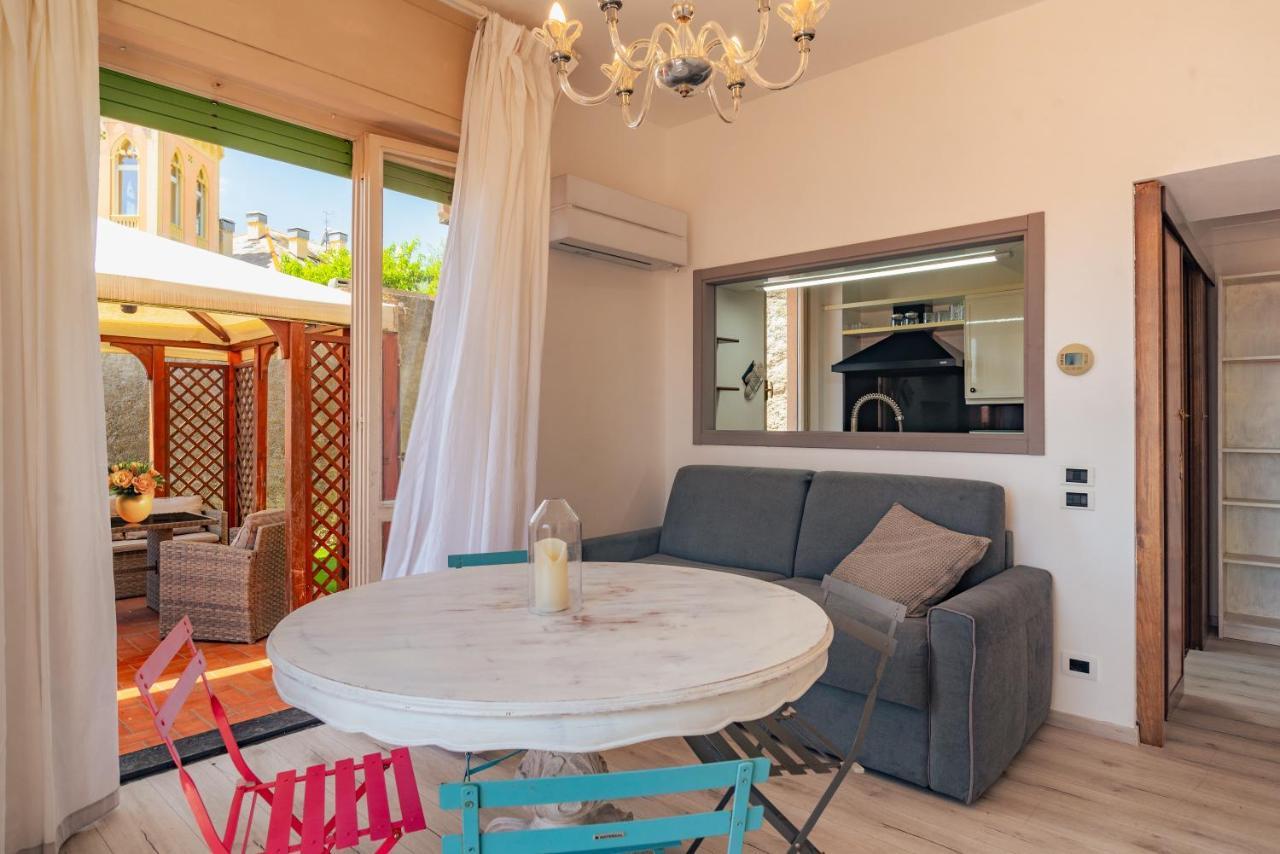 Casa Primavera Lägenhet Finale Ligure Exteriör bild